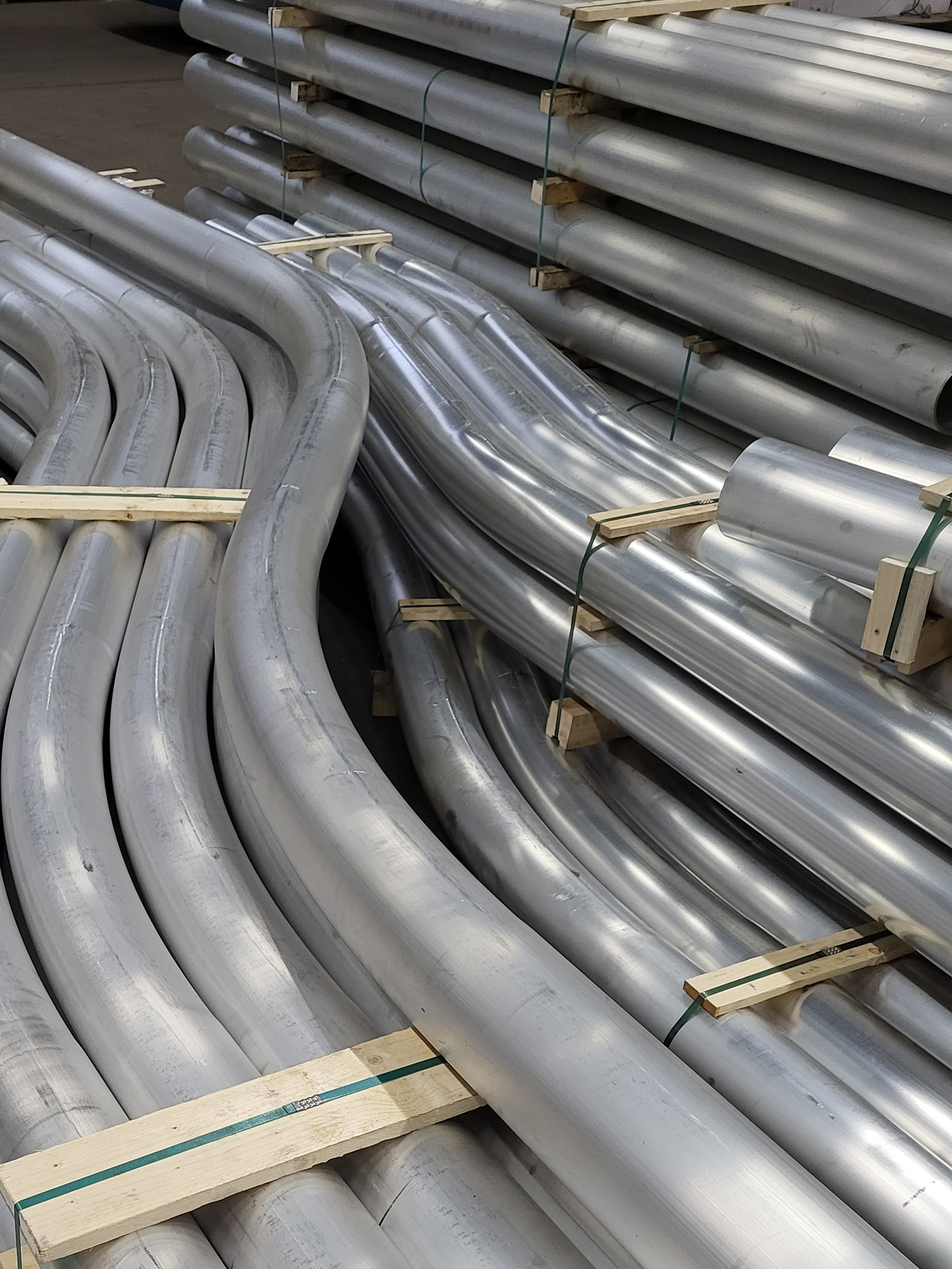 Aluminium connectivity tubes