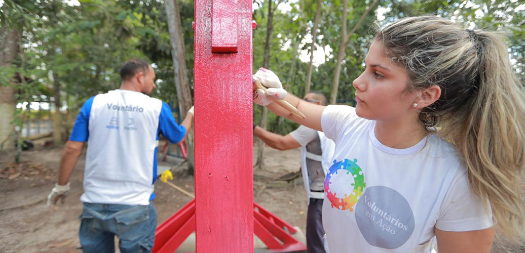 a person holding a rock