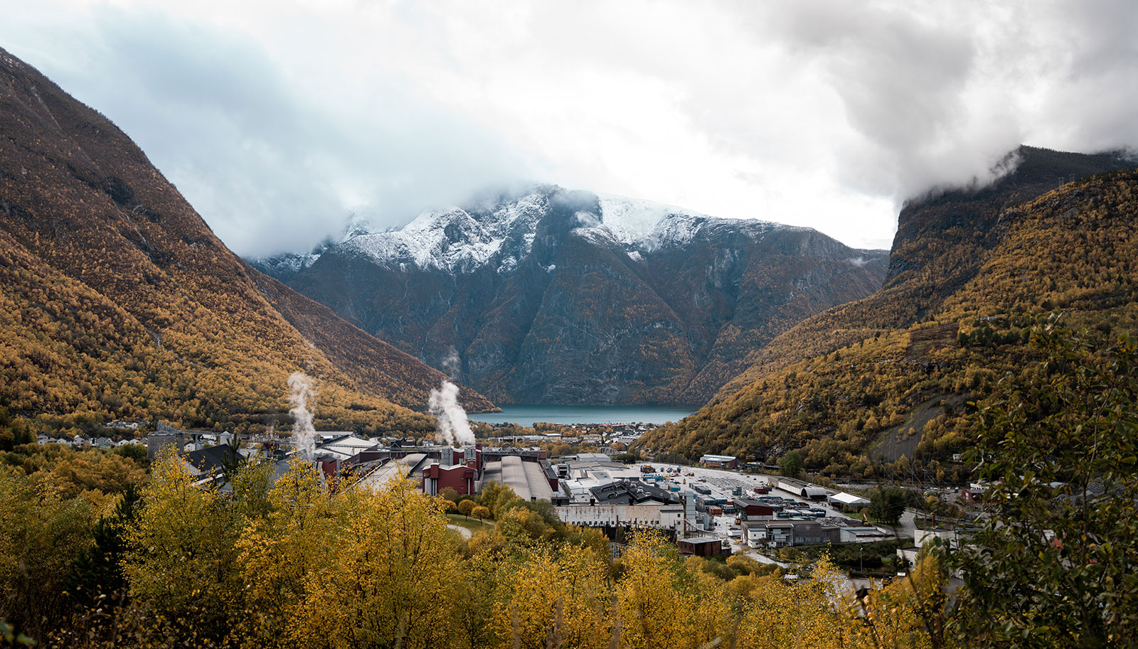 Oversiktsbilde av Årdal