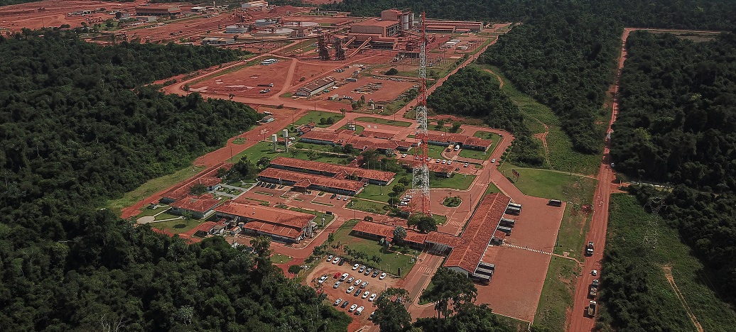 a large area with trees and buildings