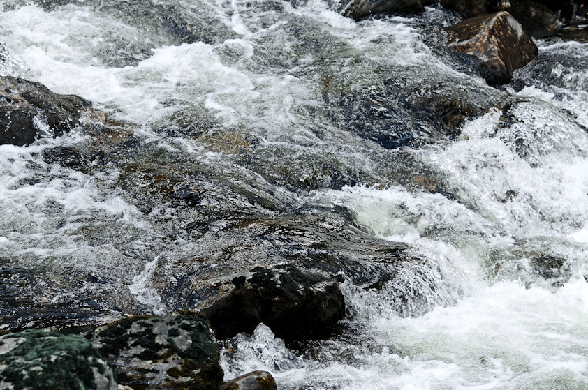 Use of hydro power to produce low-carbon aluminium