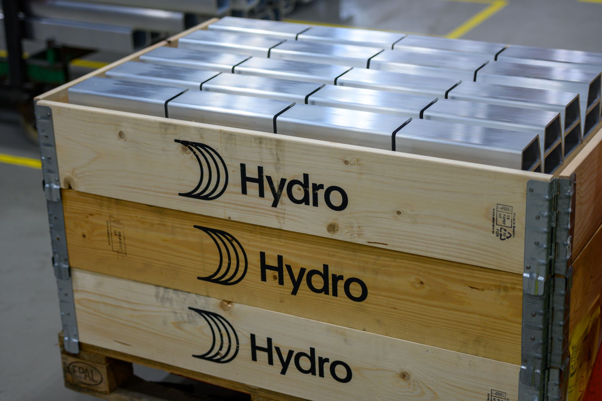 Extruded car parts at Hydro Vetlanda
